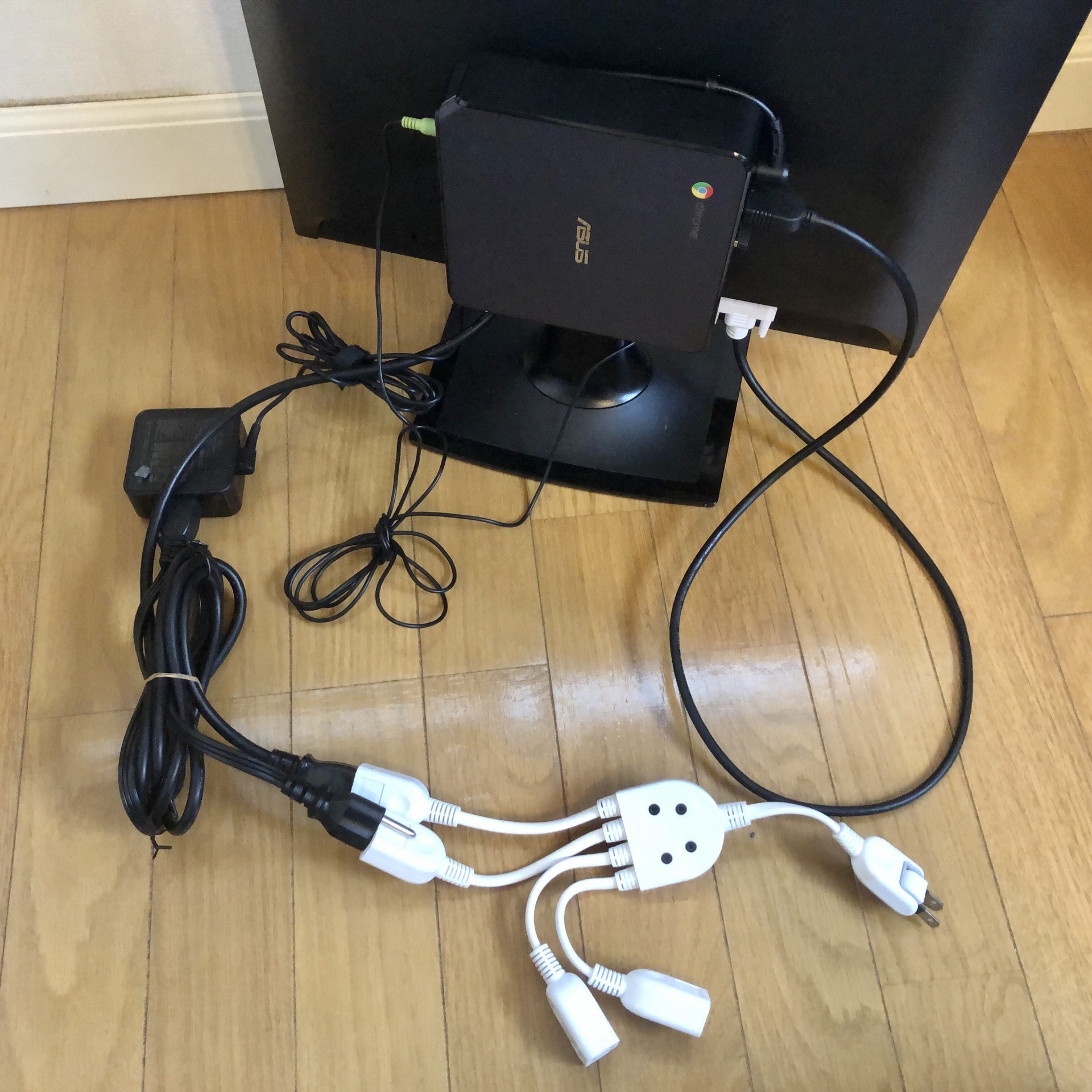 めちゃくちゃなケーブル